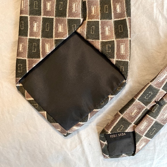 Stafford Tie Made in Italy - Picture 3 of 5